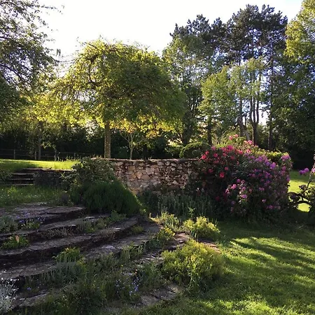 Le Clos Des Noues Bed & Breakfast
