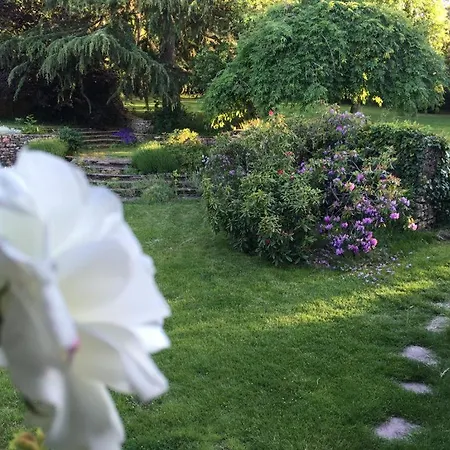 Le Clos Des Noues Bed & Breakfast Hermeray